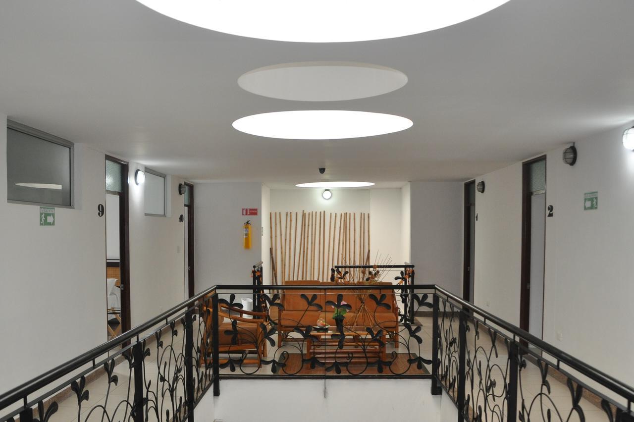 Hotel Meson De Las Flores Armenia  Exteriör bild